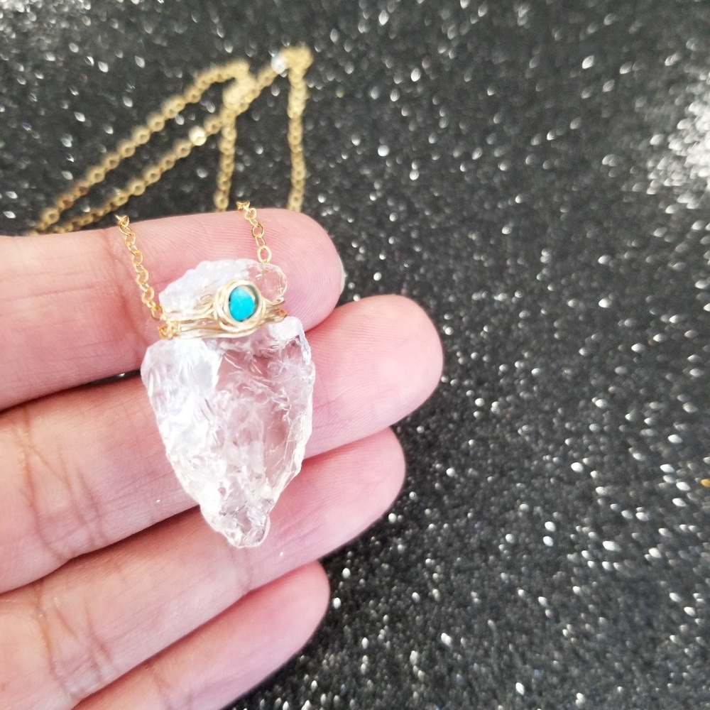 Raw crystal arrow head 14k gold chain necklace - Picture 4 of 8